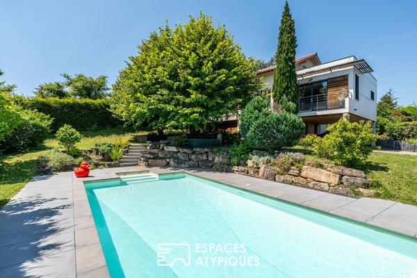 Maison ancienne avec extension et piscine