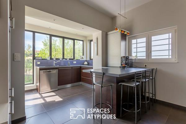 Maison ancienne avec extension et piscine