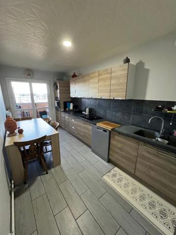 Appartement Valence 5 pièce(s) 83 m2, garage, cave