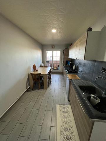 Appartement Valence 5 pièce(s) 83 m2, garage, cave