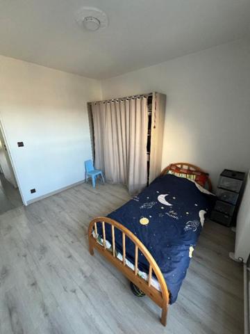 Appartement Valence 5 pièce(s) 83 m2, garage, cave