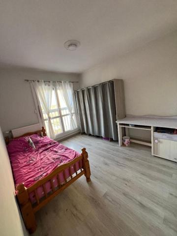 Appartement Valence 5 pièce(s) 83 m2, garage, cave