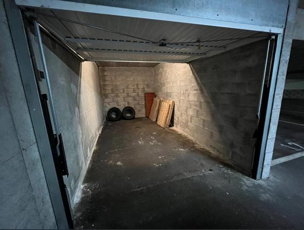 Parking 33 000 € La Rochelle 9 m² DPE