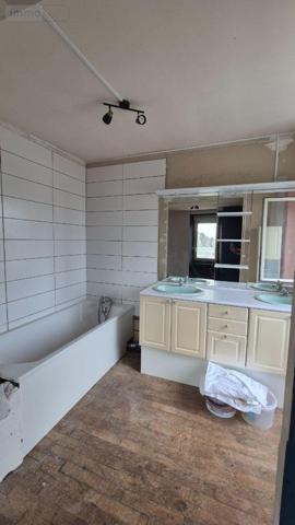 Immeuble à vendre à Châtillon-sur-Colmont en Mayenne (53100), ref : 2880