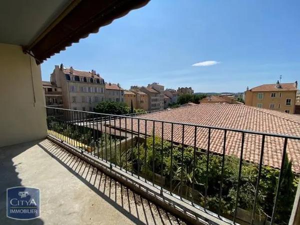Appartement à louer 3 pièces 81m² Aix-en-Provence (13100)