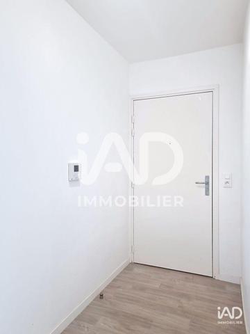Location studio 32 m² Aulnay-sous-Bois