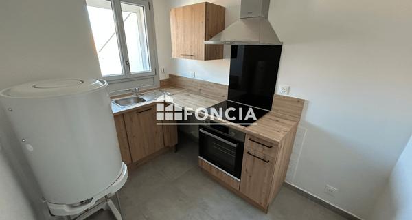 Location Studio 22.23 m² - Bourg-lès-valence 26500