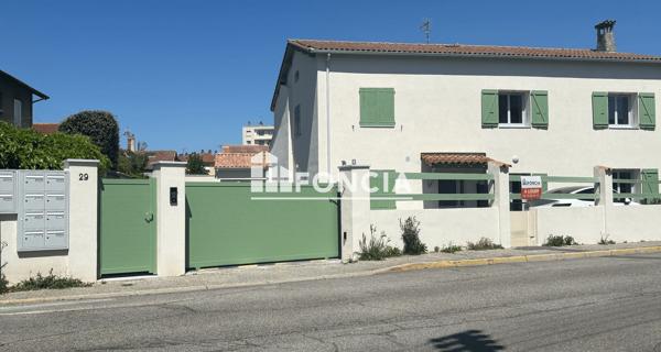 Location Studio 22.23 m² - Bourg-lès-valence 26500