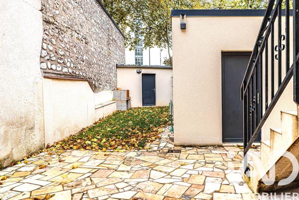 Maison à vendre 6 pièces 101 m² Orléans