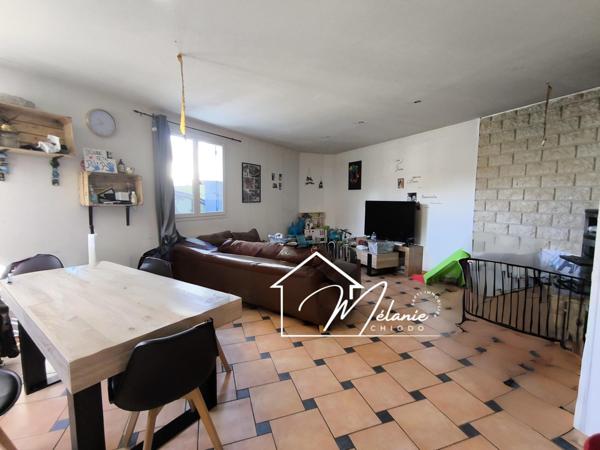 Maison 3 chambres cour terrasse abri de jardin
