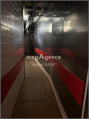 Immeuble à MUR-DE-BARREZ, 12600 - 400m²