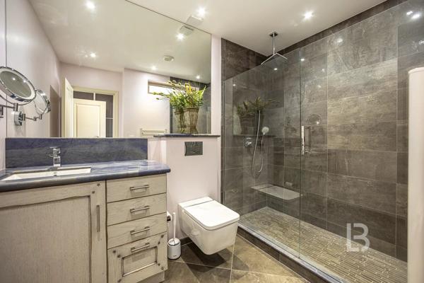 PROPRIÉTÉ D’EXCEPTION – L’ALLIANCE PARFAITE DU LUXE ET DE L’AUTHENTICITÉ