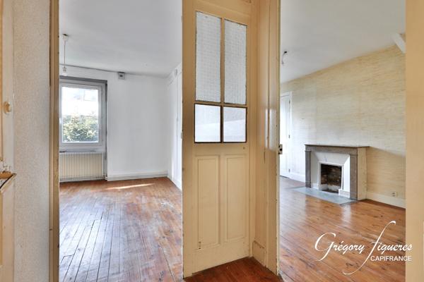 Maison bourgeoise de caractère – 200 m² – 6 chambres – Terrain arboré 712 m²