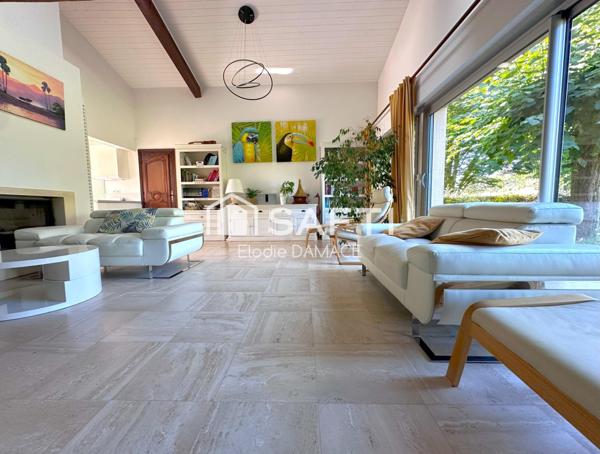 Grande maison familiale avec charme, espace et potentiel locatif