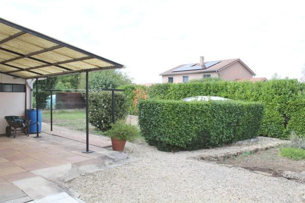Maison à vendre 6 pièces PERONNAS (01)