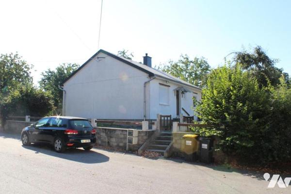 Ensemble de biens Moyon