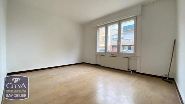 Appartement à louer 2 pièces 54.61m² Douai (59500)