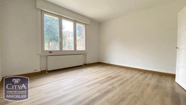 Appartement à louer 2 pièces 54.61m² Douai (59500)