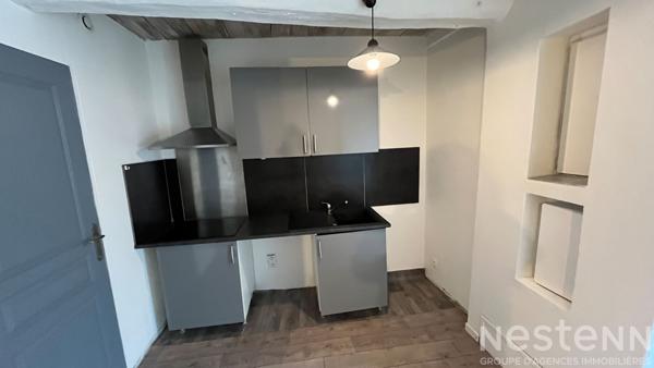 À louer ? Maison de ville avec 2 chambres au centre de Pluvigner, 53.32 m2