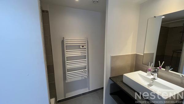 À louer ? Maison de ville avec 2 chambres au centre de Pluvigner, 53.32 m2