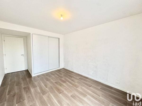 Location appartement 3 pièces 63 m² Massy