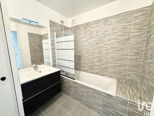 Location appartement 3 pièces 63 m² Massy