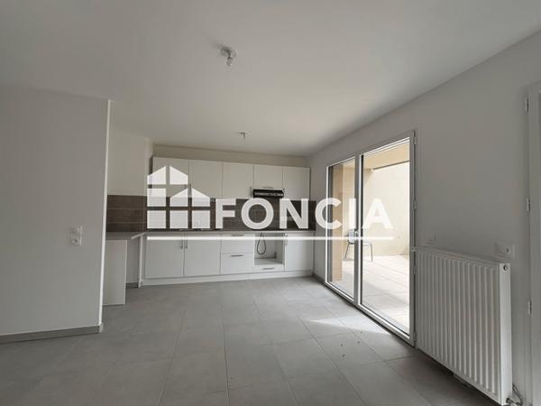 Location Appartement 2 pièces 55.48 m² - Marignane 13700