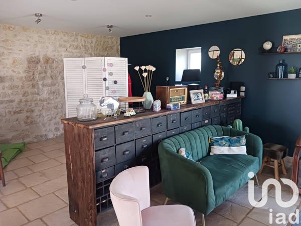 Maison à vendre 11 pièces 204 m² Gençay