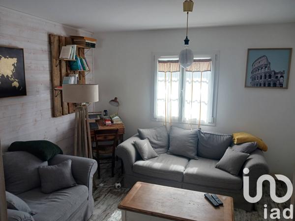 Maison à vendre 11 pièces 204 m² Gençay