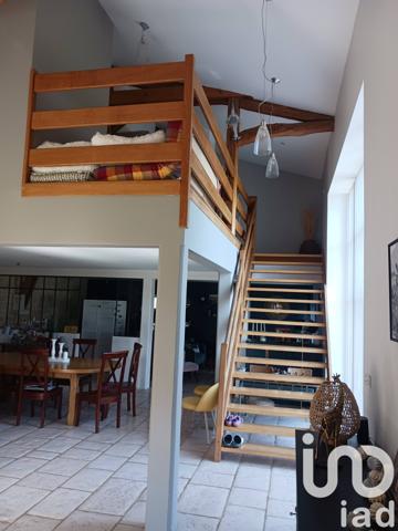 Maison à vendre 11 pièces 204 m² Gençay