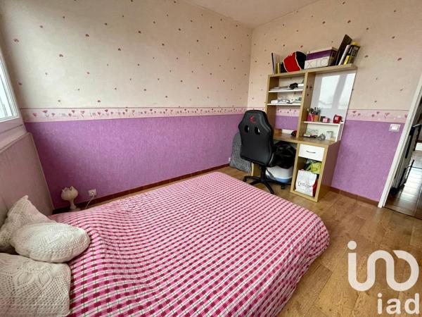 Appartement 4 pièces de 73 m² à Domont (95330)