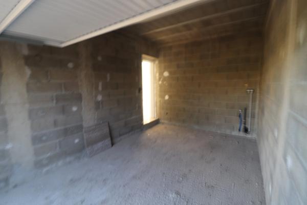 Maison individuelle avec 3 chambres, garage, terrasse et jardin