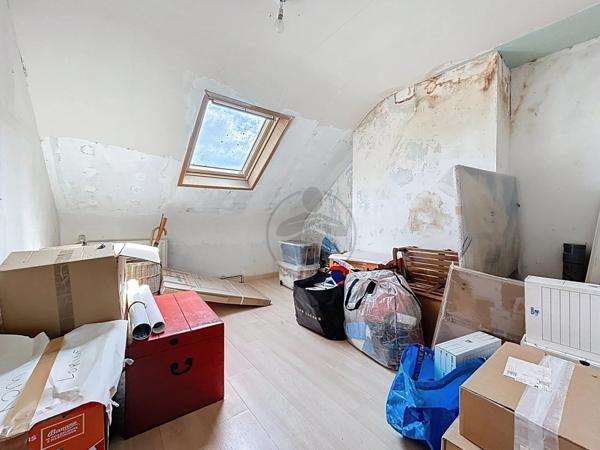 Vente Bureau 7 pièces 145 m2 à Saint-Quentin