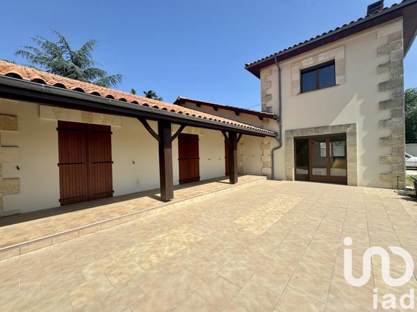 Maison à vendre 6 pièces 230 m² Ambarès-et-Lagrave