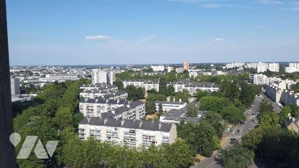 A vendre RENNES, appartement Type 3, Quartier Bréquigny, 69.07 m² habitables, 18éme et dernier ...