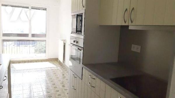 A vendre RENNES, appartement Type 3, Quartier Bréquigny, 69.07 m² habitables, 18éme et dernier ...