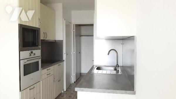 A vendre RENNES, appartement Type 3, Quartier Bréquigny, 69.07 m² habitables, 18éme et dernier ...