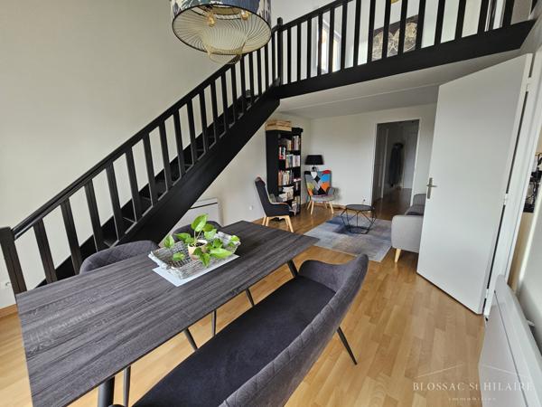 POITIERS FAC / CAMPUS Appartement de type 2, 62 m² avec balcon et ascenseur.