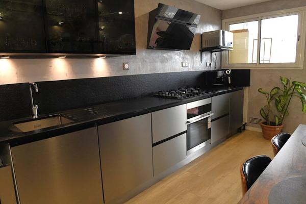 En eXclusivité / bel appartement T4 rénové 82 m² - 2 ou 3 chambres - Balcon / quartier Bon rencontre