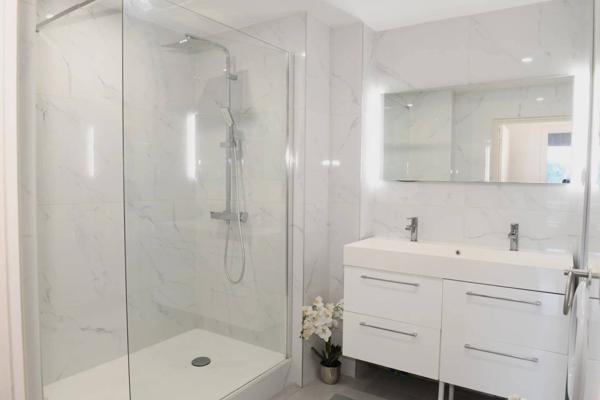 En eXclusivité / bel appartement T4 rénové 82 m² - 2 ou 3 chambres - Balcon / quartier Bon rencontre