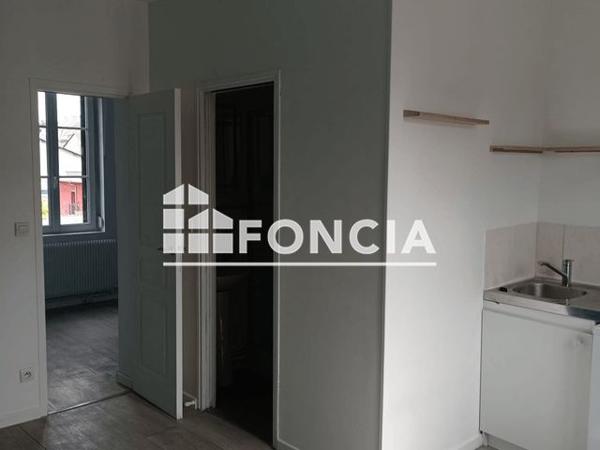 Location Studio 23.6 m² - 141 rue Léon Dupontreue Amiens 80000