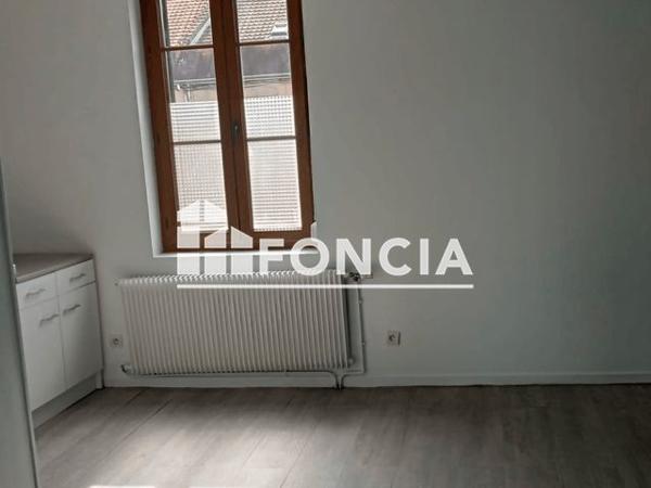 Location Studio 23.6 m² - 141 rue Léon Dupontreue Amiens 80000