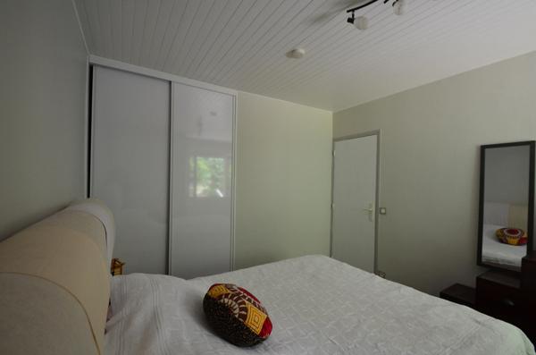 Maison au cœur de la verdure