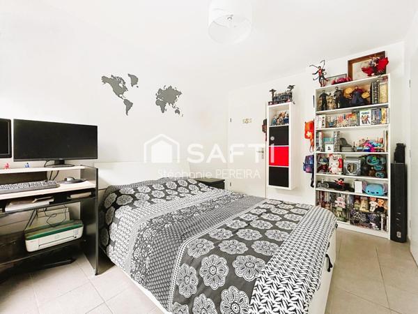 Appartement 2 pièces proche RER A avec terrasse