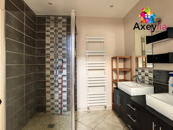 Perrigny-sur-Loire (71160) A VENDRE- PERRIGNY SUR LOIRE- MAISON AVEC VUE IMPRENABLE SUR LA LOIRE