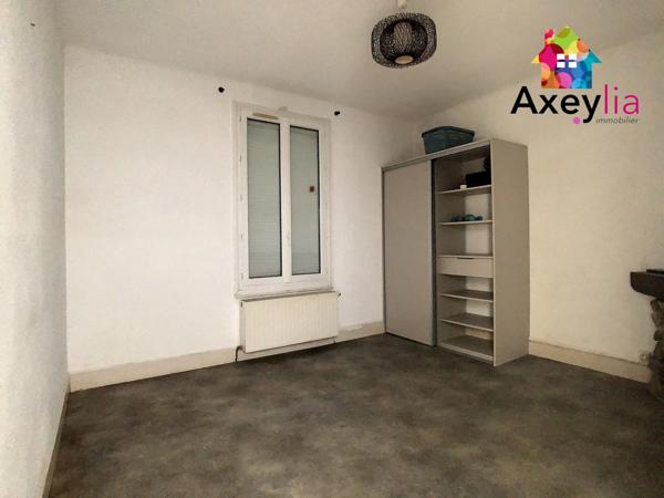 Perrigny-sur-Loire (71160) A VENDRE- PERRIGNY SUR LOIRE- MAISON AVEC VUE IMPRENABLE SUR LA LOIRE