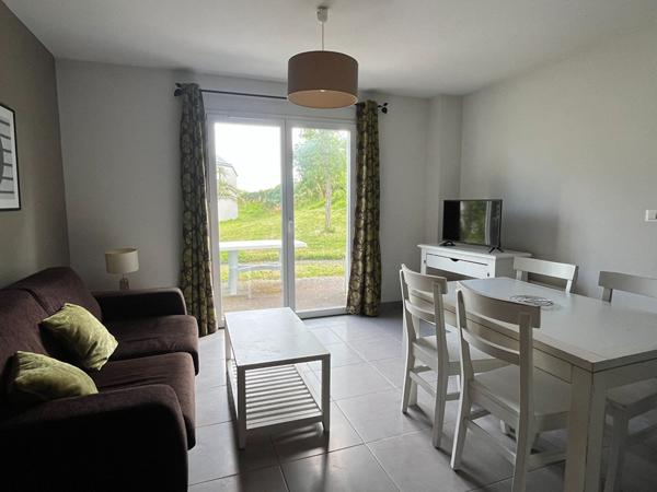 T2 DUPLEX MEUBLE (36m2) + Parking - Louée - Bail commercial