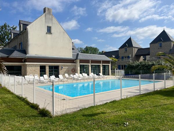 T2 DUPLEX MEUBLE (36m2) + Parking - Louée - Bail commercial