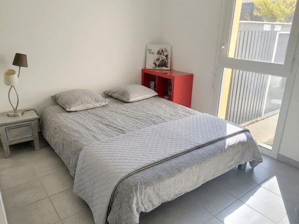 Appartement de type 2 en rez de jardin a Châteauneuf les Martigues