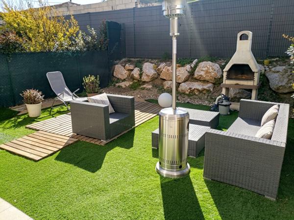 Appartement de type 2 en rez de jardin a Châteauneuf les Martigues